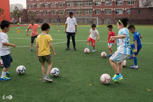 全场比赛结束，宁波FC2-4广西恒宸