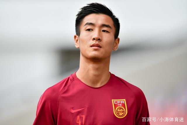 杰肖恩·泰特在Instagram上分享与怀孕妻子的甜蜜合影